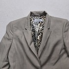 Picture 2 of 8