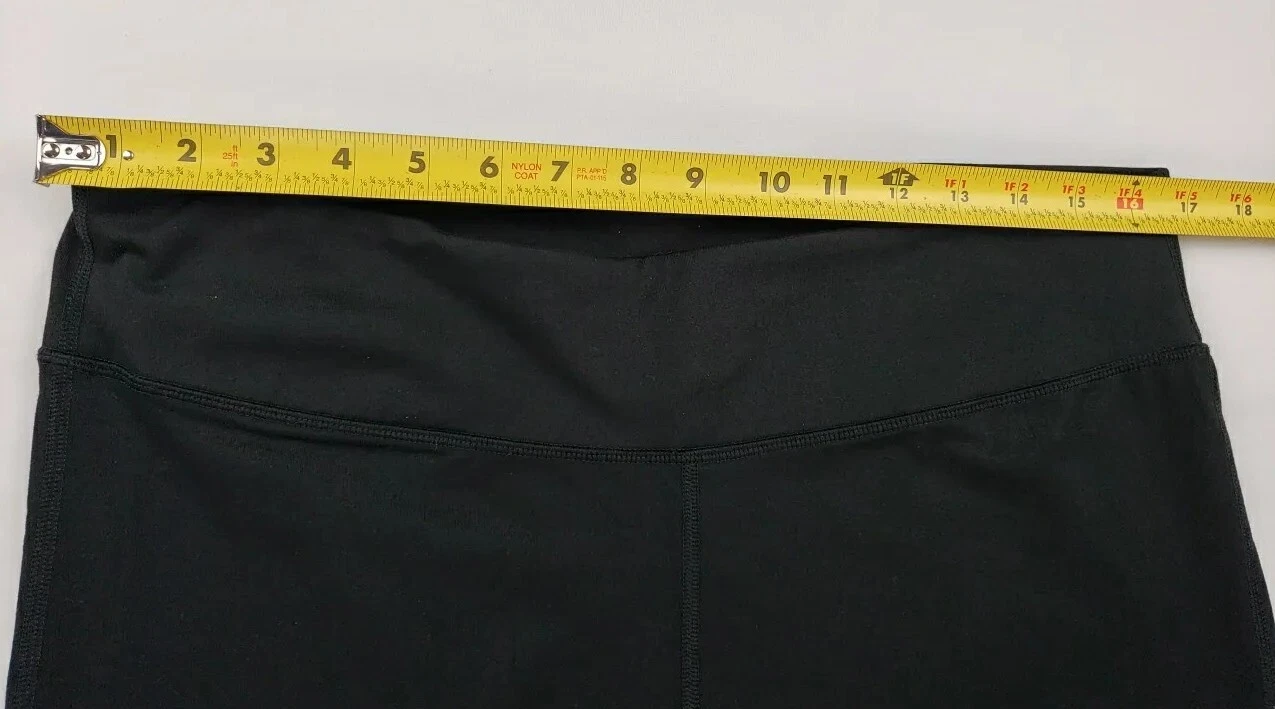 fabletics abstract print cropped athletic leggings