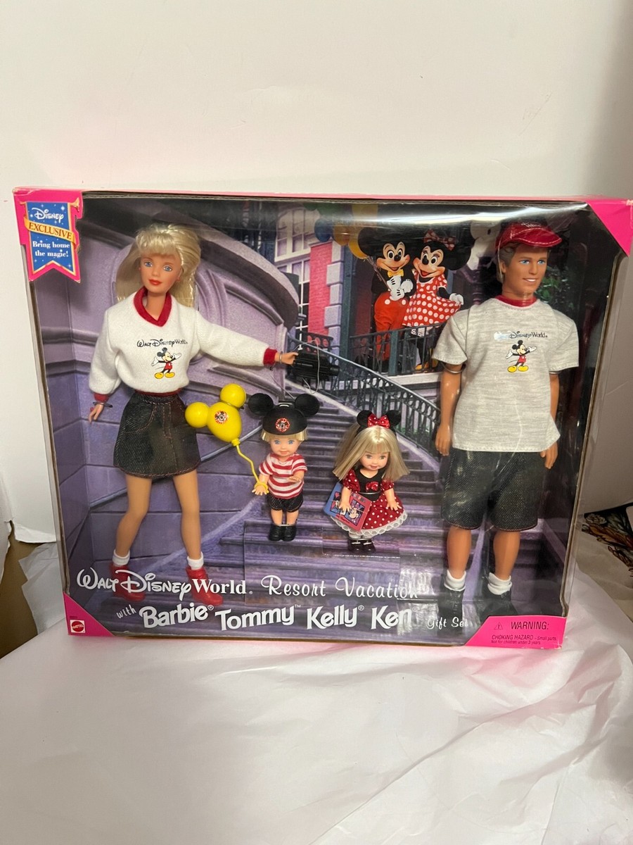 Disney Barbie Doll Walt Disney World Resort Vacation Gift Set 1998 