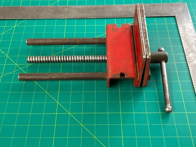 Vintage RED Columbian 6CM2 Woodworking Vise - 6'' Jaws, 6