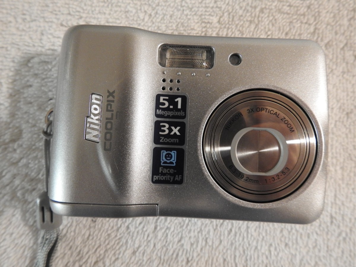 Nikon COOLPIX L3 5.1MP Digital Camera BOX ALL ACCESSORIES