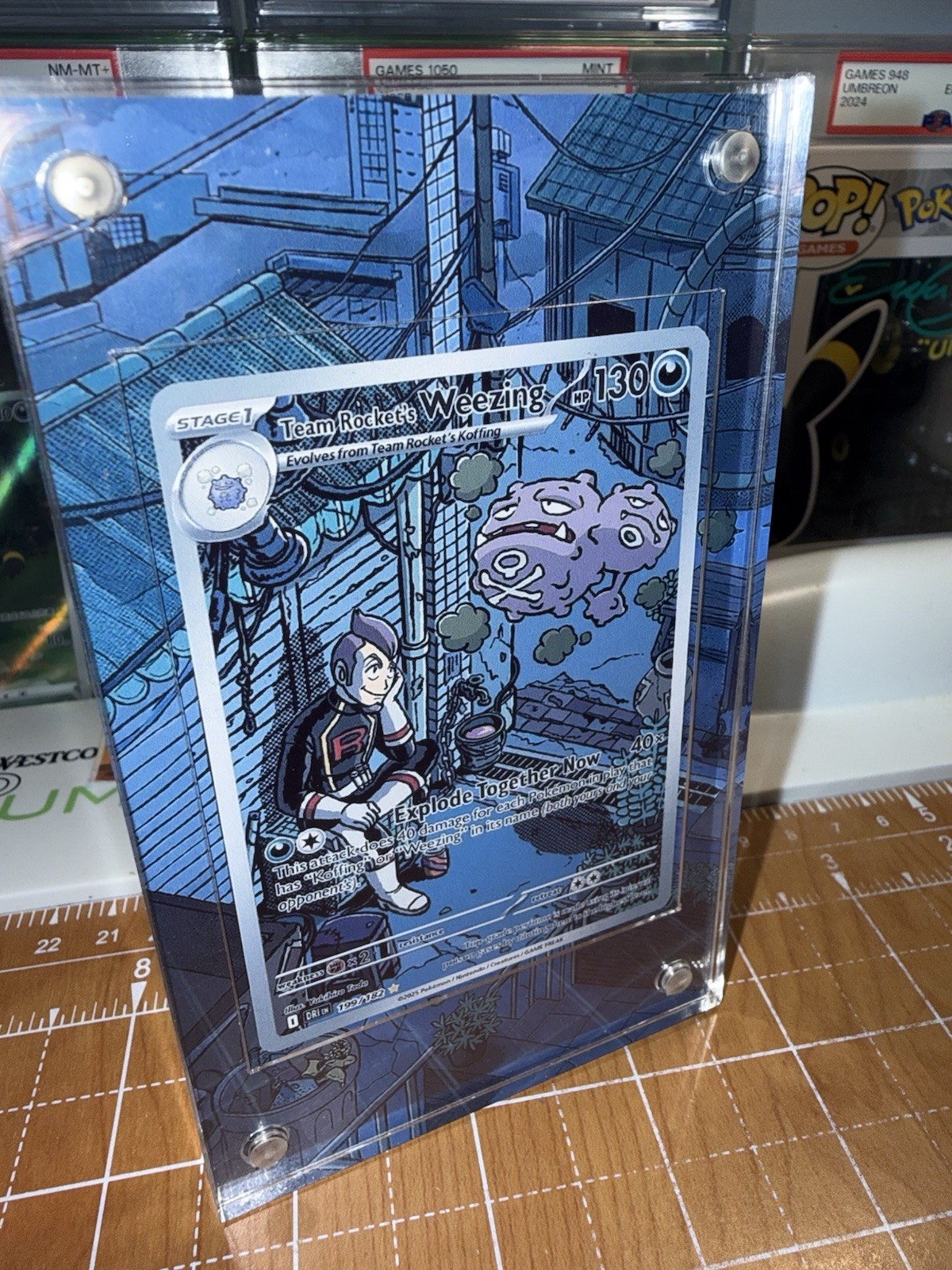 Team Rocket's Weezing AR 105/098 Glory of Team Rocket 🧲 Extended Art Case