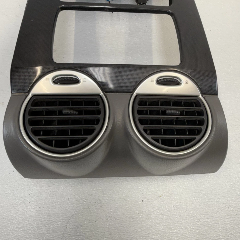 GMC Envoy 2002-2008 radio tablero ventilación bisel control de clima negro OEM Foto 3 de 4