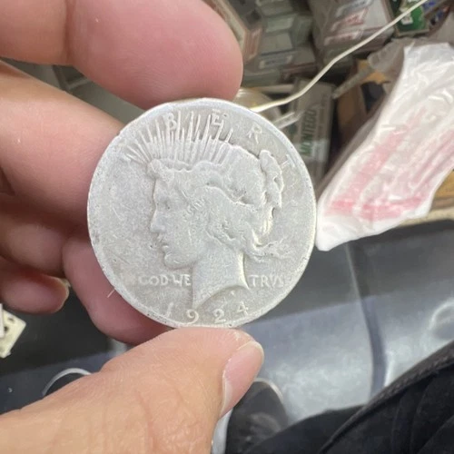 1924 Peace Dollar Circulated Silver $1 Coin Uncertified Business Strike