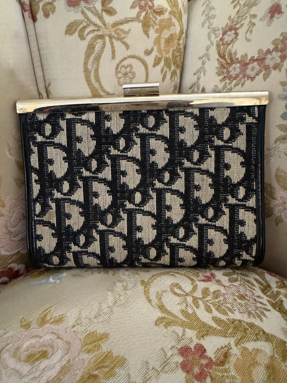 AUTHENTIQUE POCHETTE VINTAGE Christian Dior monogramme Kisslock