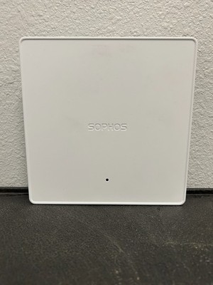 Sophos APX 530 Wireless Access Point with Mounting Bracket - Tested & Working