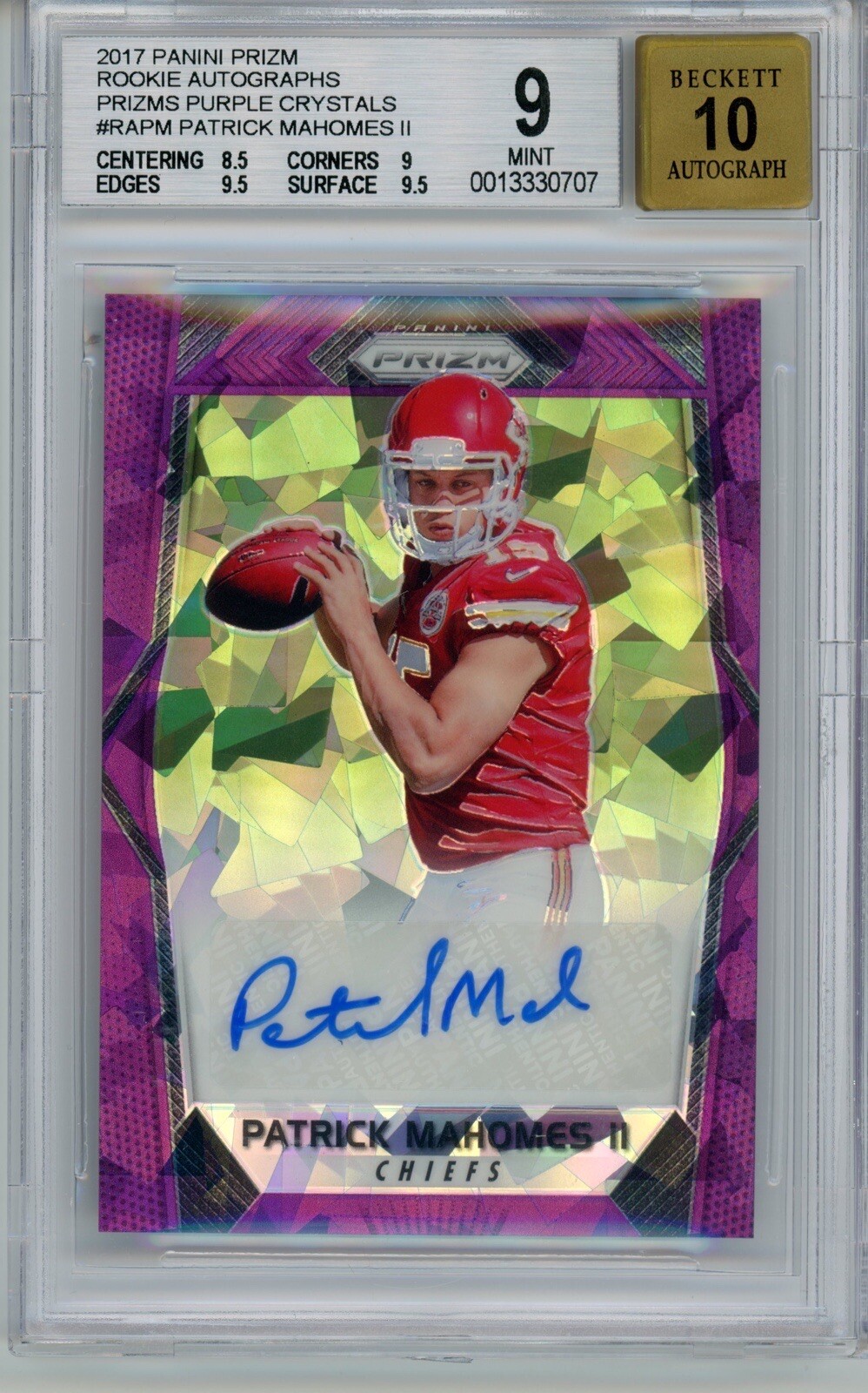 2017 Panini Prizm Patrick Mahomes Purple Crystals Auto 19/75 BGS 9/10 Rookie