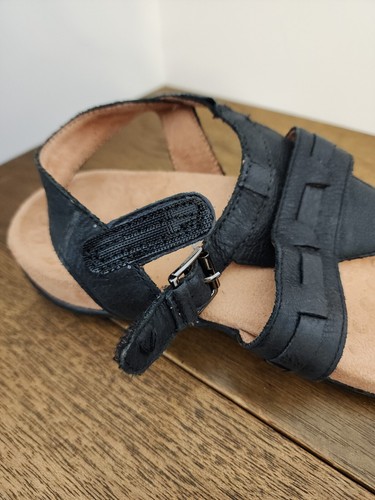 Vionic Women's Lupe Black Flat Sandals Leather US 8.5 Eur 40 Comfort Thong - Picture 10 of 10