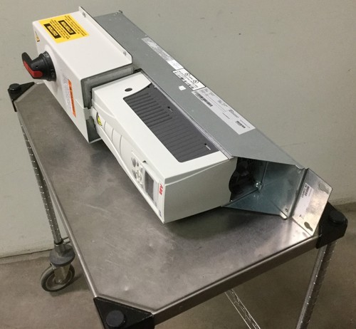 Unidad de frecuencia variable ABB ACH550-PCR-03A3-4, voltaje: 380-480 VAC salida: 0-500Hz - Imagen 3 de 5