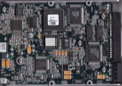 Maxtor 7273AT Code: C,Z,B s/n: C803DFTS AUG/ 1994 273MB IDE 3.5" HDD 111 - Picture 3 of 4