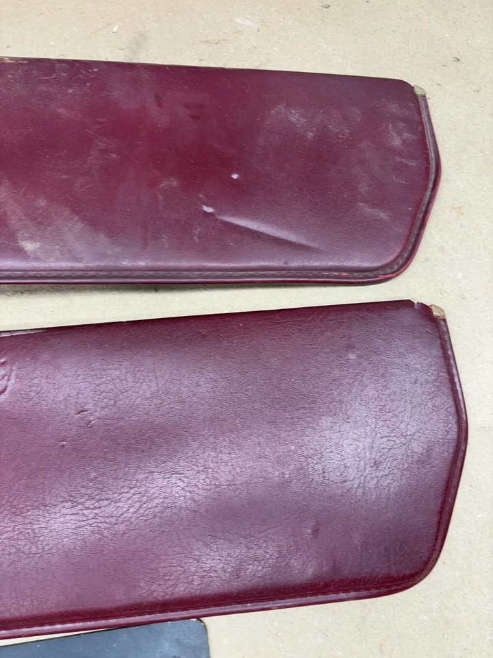 Camión Chevrolet GMC 1973 1987 C10 K10 parasoles parasoles rojo granate fabricante de equipos originales Foto 4 de 4