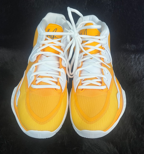Kyrie Infinity TB Basketball Shoes - Yellow/White (Men’s Size 9.5) - Picture 2 of 3