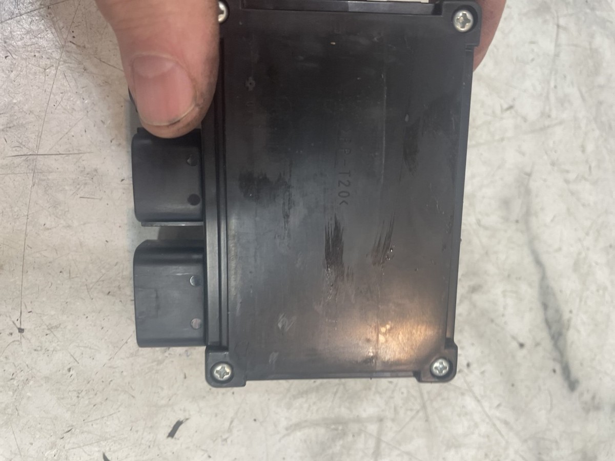 06 Kawasaki ZX 1400 14 ZX14 Ninja Fuse Junction Box Fusebox Relay