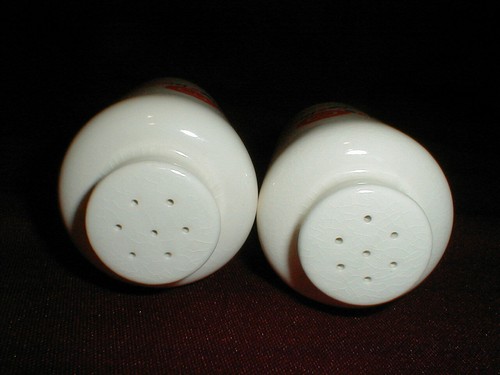 Universal Potteries OH SEMINOLE Art Deco Orange Black Floral Salt Pepper Shaker - Picture 4 of 6