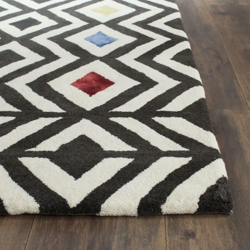 Trellis Black & White Modern Handmade Hand-Tufted 100% Wool Soft Area Rug Carpet - Image 2 of 4