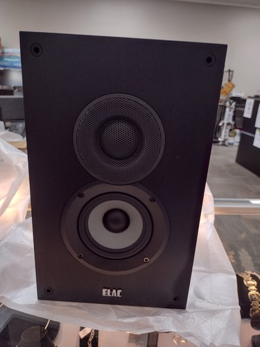 Par de altavoces de pared ELAC Debut 2.0 OW4.2 80W en gabinete de MDF - negro ceniza - Imagen 6 de 7