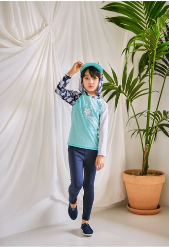 Boys Rash Guard long sleeve shirt & swimming pants (sold separately) Starfish - Picture 4 of 9