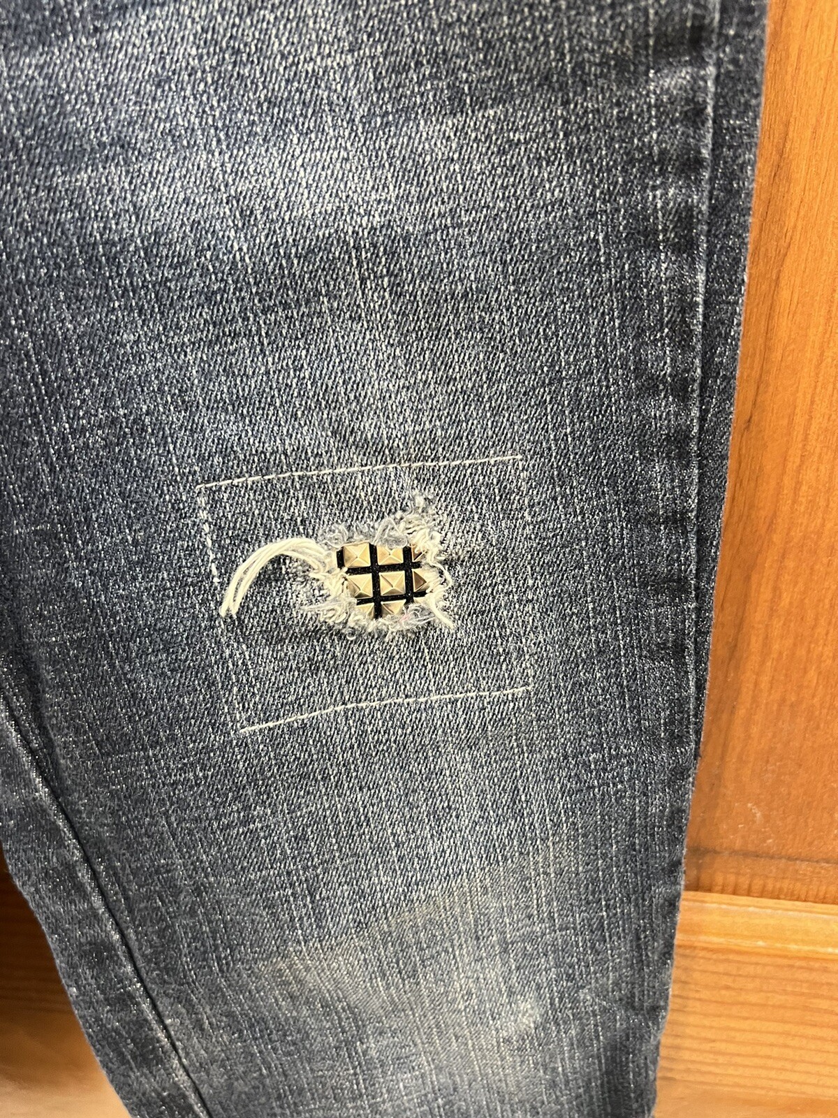 Picture 3 of 12
