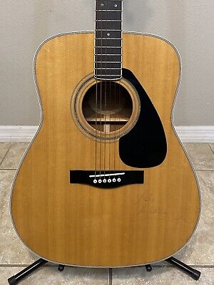Vintage Signed Yamaha FG-420A Acoustic Guitar Six String Vintage Signed Yamaha FG-420A Acoustic Guitar Six String