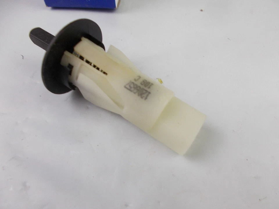 Interruptor de jamba de puerta delantero-izquierdo/derecho CARQUEST S1064 Foto 2 de 4