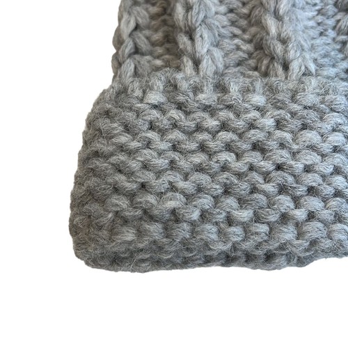 SALE! AQUA Light Gray Knit Hat, Alpaca Blend, Pom-Pom Beanie, OS, NWT!! - Picture 2 of 5