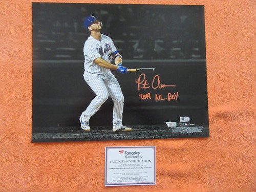 Pete Alonso New York Mets Signed 11" x 14" HR Spotlight Photo & 2019 NL ROY Insc - Picture 3 of 5