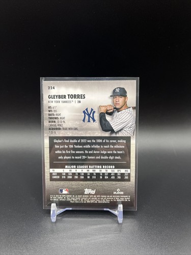 2023 Topps Stadium Club Gleyber Torres #224 Red Foil New York Yankees - Picture 2 of 2