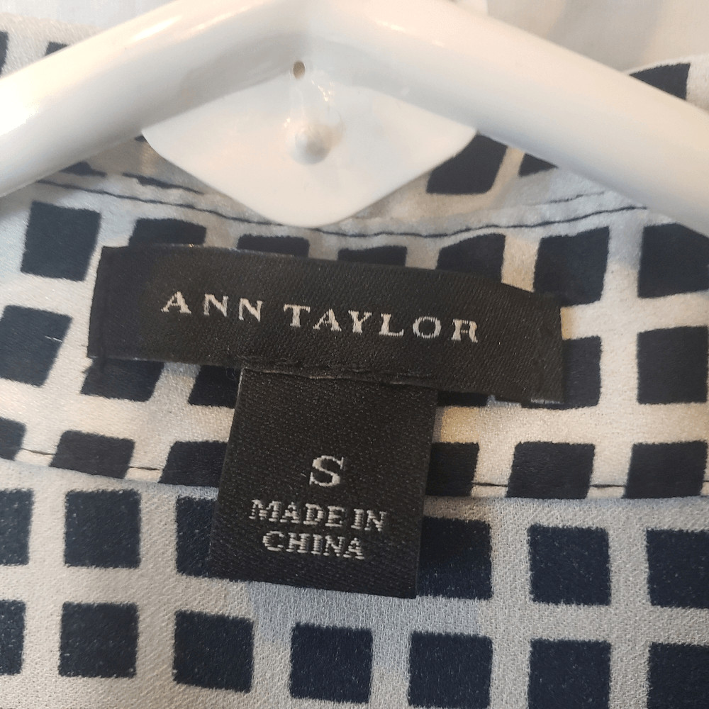 ANN TAYLOR Windowpane Pattern Button-down Blouse - image 6