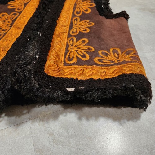 VTG Afghan Vest Womens Waistcoat Brown Lamb Skin Wool Suede Embroidered READ - Picture 8 of 16