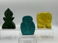 Blenko 1st Quality & Signed Trio Mothman, Flatwoods & Grafton Paperweights