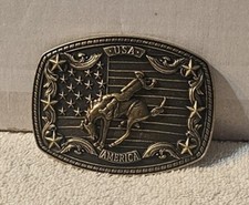 COWBOY RIDING BUCKING HORSE USA AMERICAN FLAG WESTERN RODEO WEST BELT BUCKLE
