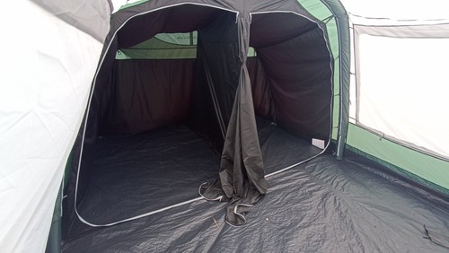 Inflatable Outdoor Revolution Atom 500 4/5 person tent - Picture 4 of 4