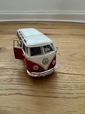 Volkswagen VW Camper Van Toy
