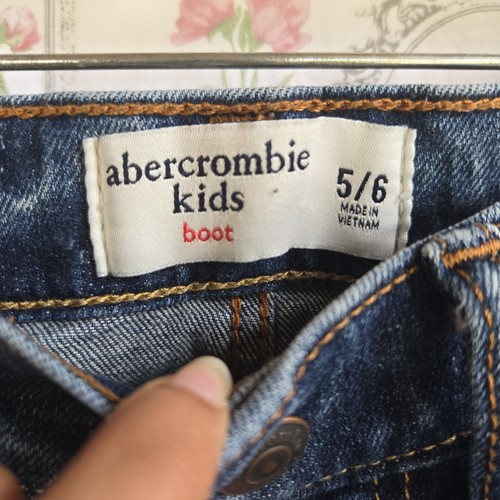 Abercrombie Kids Dark Wash Bootcut Jeans Size 5/6 Youth Boys Denim Pants - Picture 2 of 6