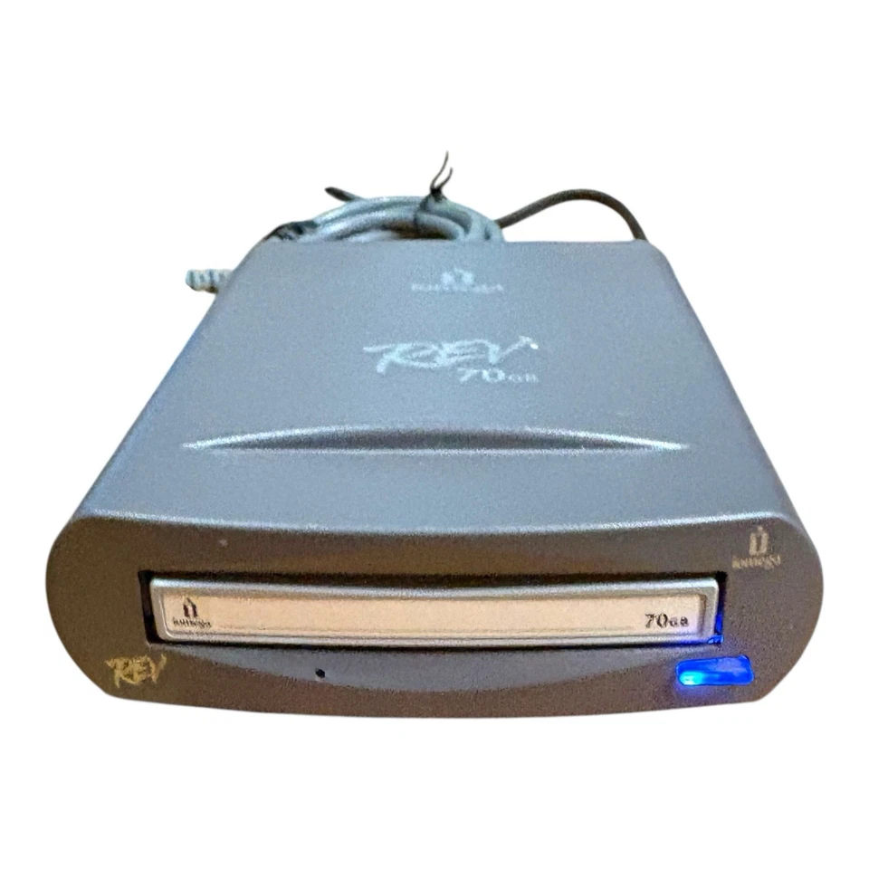Iomega REV 70GB External Drive Bundle w/ 6 Cartridges & Power Adapter – Tested - Image 2 of 4