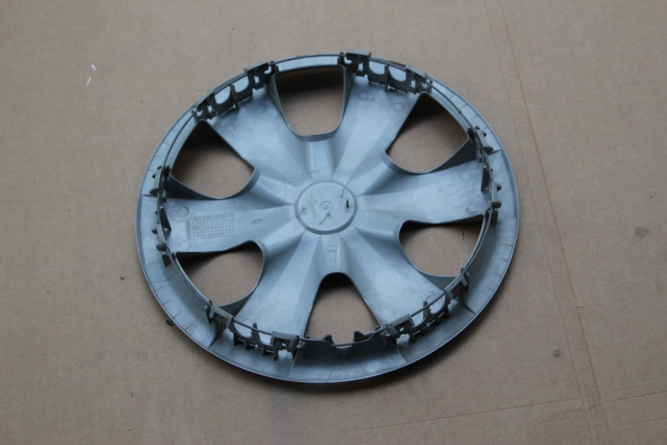 Toyota Yaris 2006-2009 15” tapacubos cubierta rueda 61141 P/N 42602 52320 Foto 2 de 2