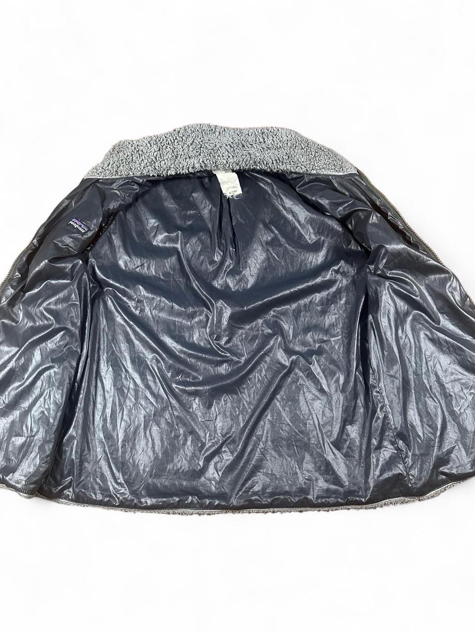 Vintage Patagonia Women’s Reversible Gray Sherpa Fleece Vest Size Small thumbnail 4