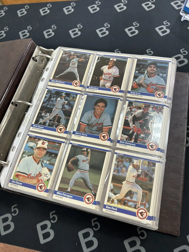 Juego completo de béisbol Fleer 1984 1-660 Mattingly Strawberry R/C. Juego tiene 8 coches Foto 3 de 4