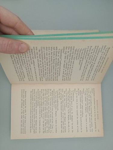 Disraeli in Love Maurice Edelman 1973 A Dell Book (Loose section of Book) - Picture 13 of 13