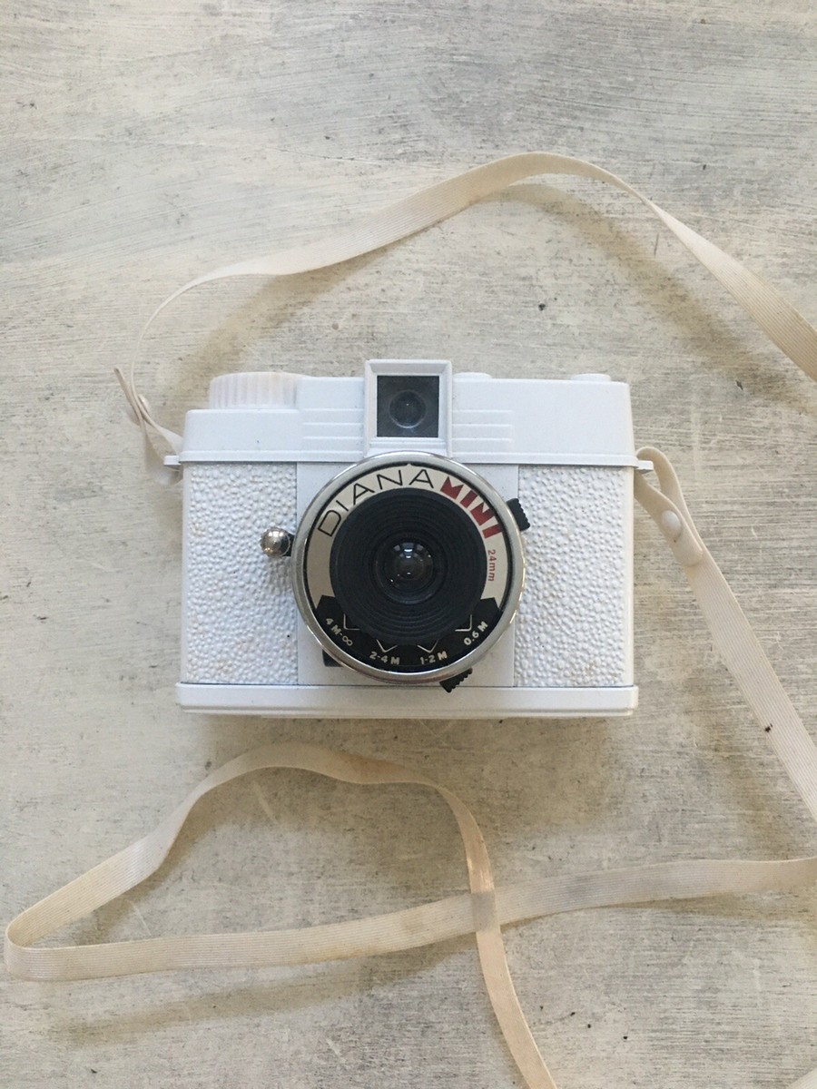 Appareil photo Argentique Lomography Hydrochrome Sutton Panoramic - film 35mm - Réutilisable
