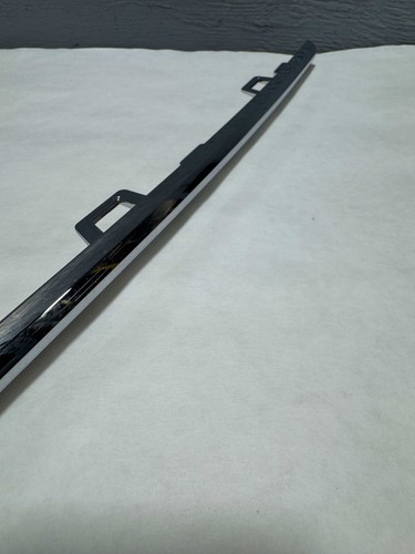 For 2011-2015 Lincoln MKX Chrome Front Bumper Lower Center Molding OEM - Picture 4 of 6