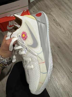 footlocker kyrie 4 low