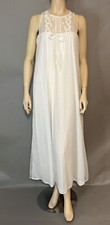 Vintage Miss Elaine white Chiffon nightgown 1960's size Large