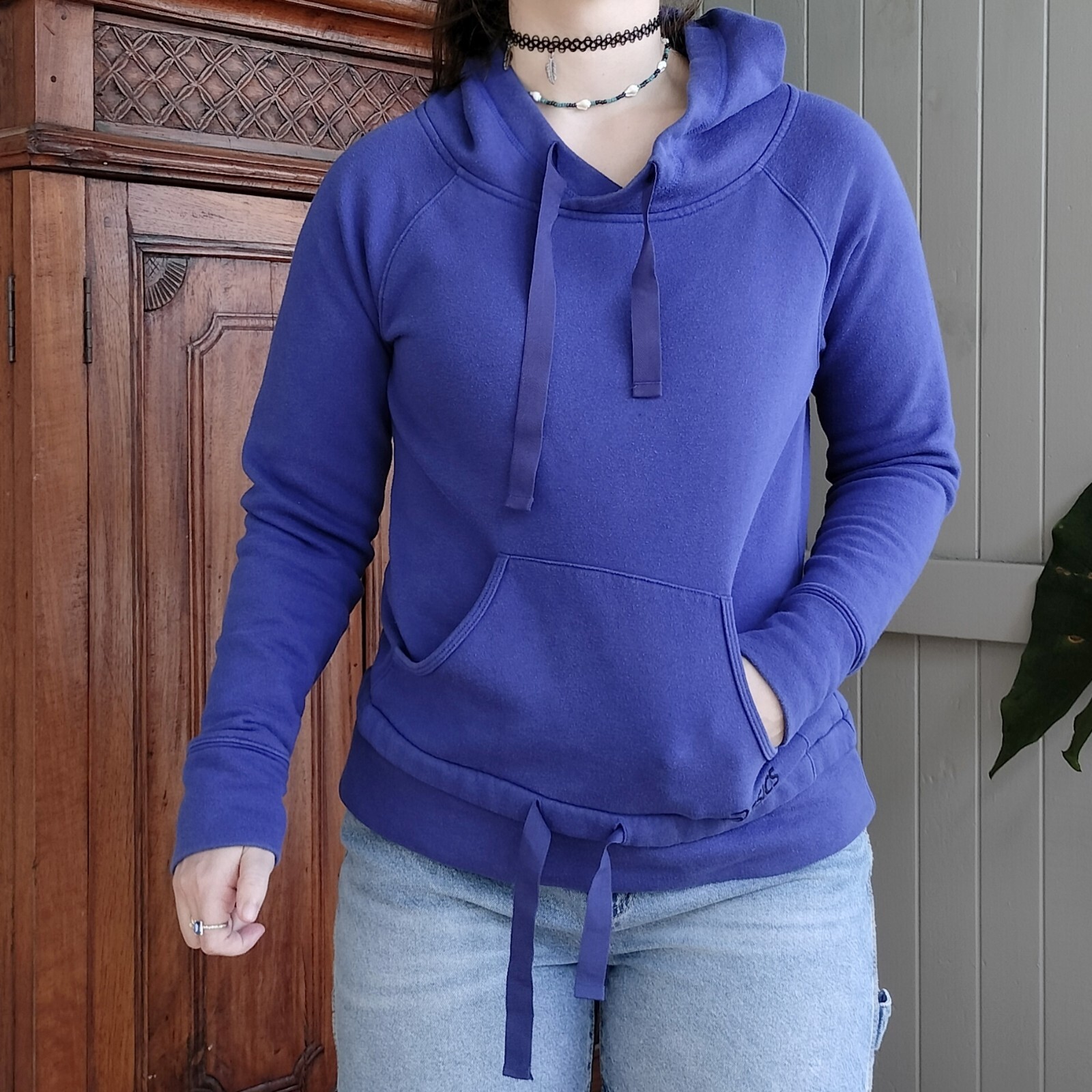 Asics Womens Blue Jumper Hoodie Size 12 Long Sleeve Pullover Sweater Pockets thumbnail 4