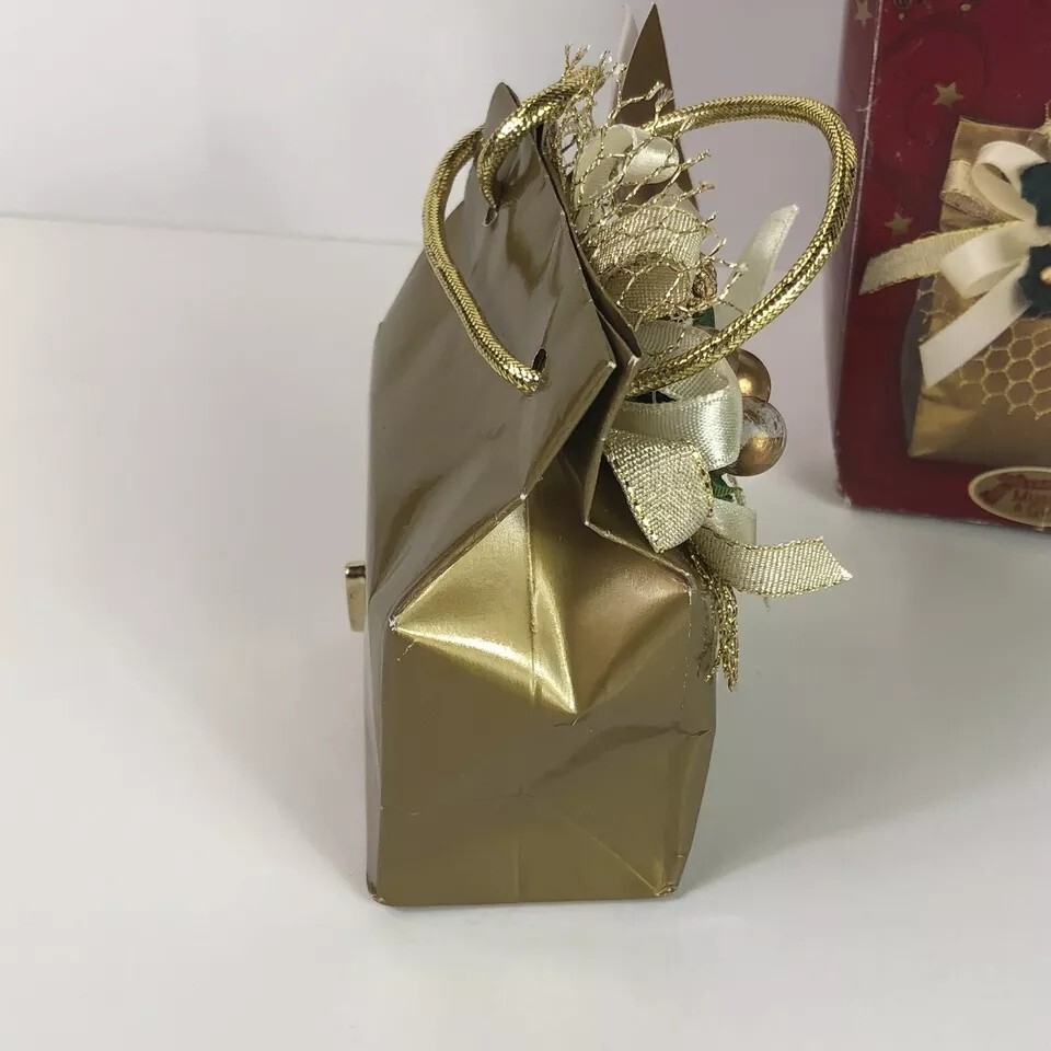 San Francisco Music Box Company Gift Bag Present We Wish You A Merry