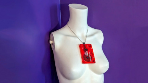 Craft - audio tape cassettes - make a chair, lamp, necklace or other 162 qty $75