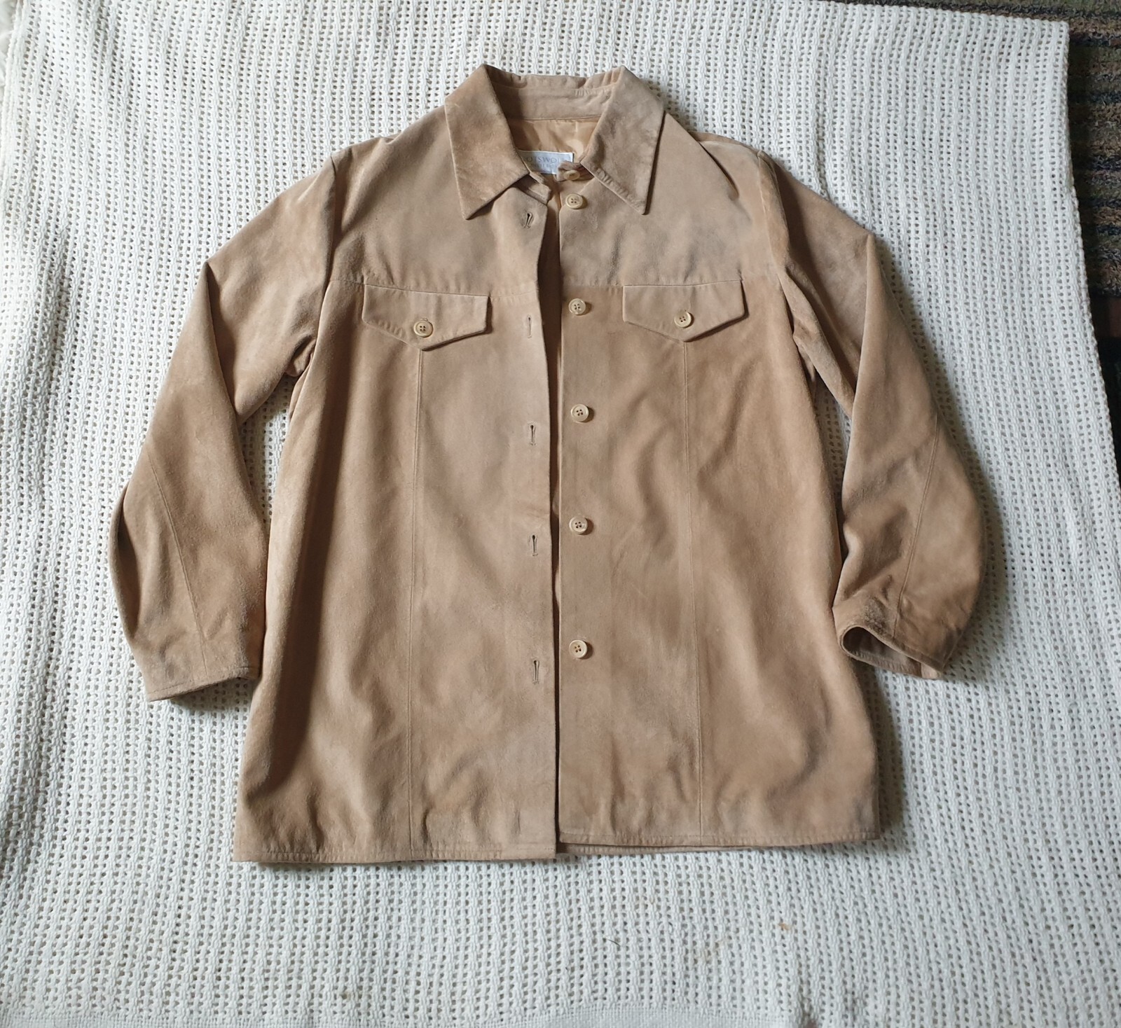 Picture 2 of 12