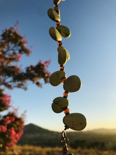 Vintage Artisan Mint Green Lemon Chrysoprase Stone Amber Tone Bead Bracelet - Picture 5 of 7