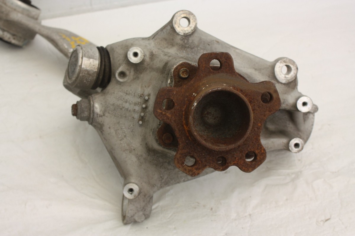 BMW i4 G26 Front Right Suspension Arm Control Spindle Knuckle Hub  