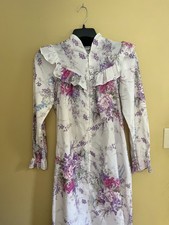 Christian Dior Vintage Robe 1970s Loungewear Floral Print Elegant House Dress